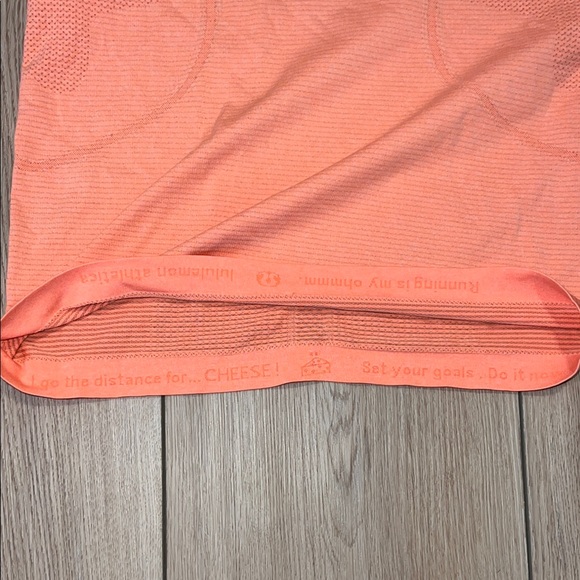 Lululemon Athletica Orange Fitted Sleeveless Tank Top - EUC - Picture 4 of 5